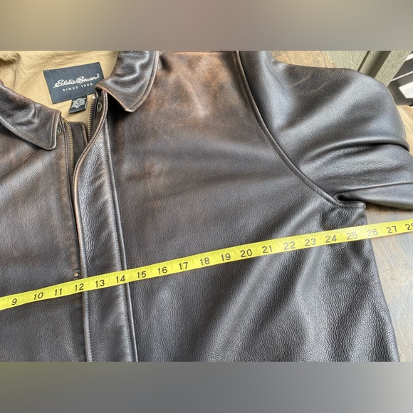 Eddie Bauer leather bomber jacket. SizeXL tall - Picture 12 of 14